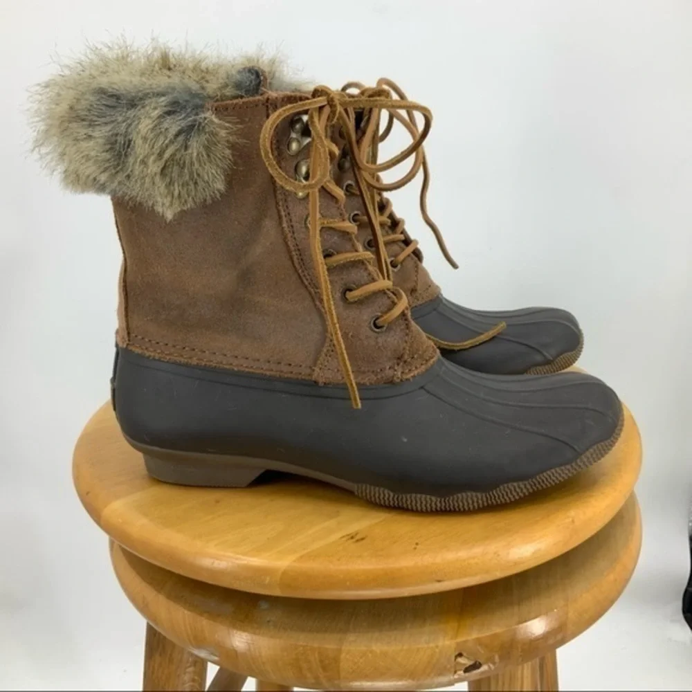 Sperrys faux fur  trimmed rubber duck boot 8.5